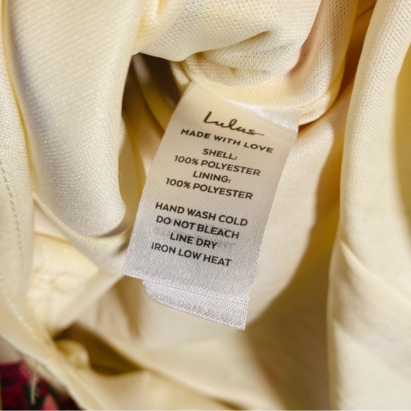 NEW Lulu’s XS Lovable Blossom Hot Pink Floral Print Satin Surplice Romper - Picture 10 of 11